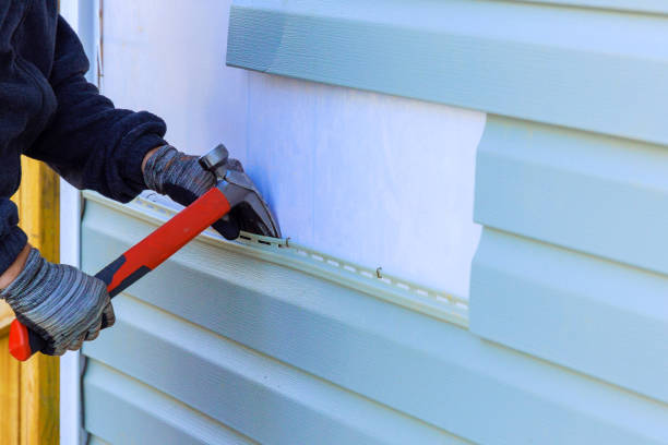 Reliable Siding Repair contractor in Trenton, IL by Creative Siding